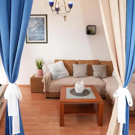 Apartment Beky Podstrana